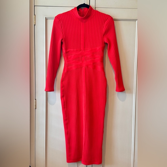 Red Long sleeve Bandage Dress! The fit is incredible! Size Medium. - Picture 5 of 9
